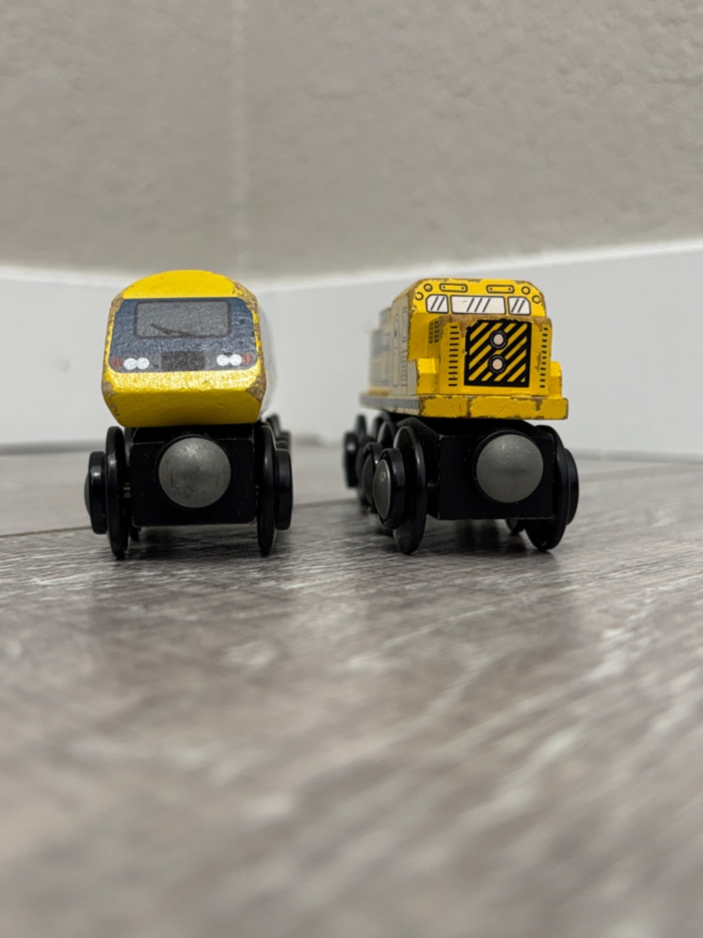 Maxim Wooden Train Set - Yellow - Picture 3 of 8